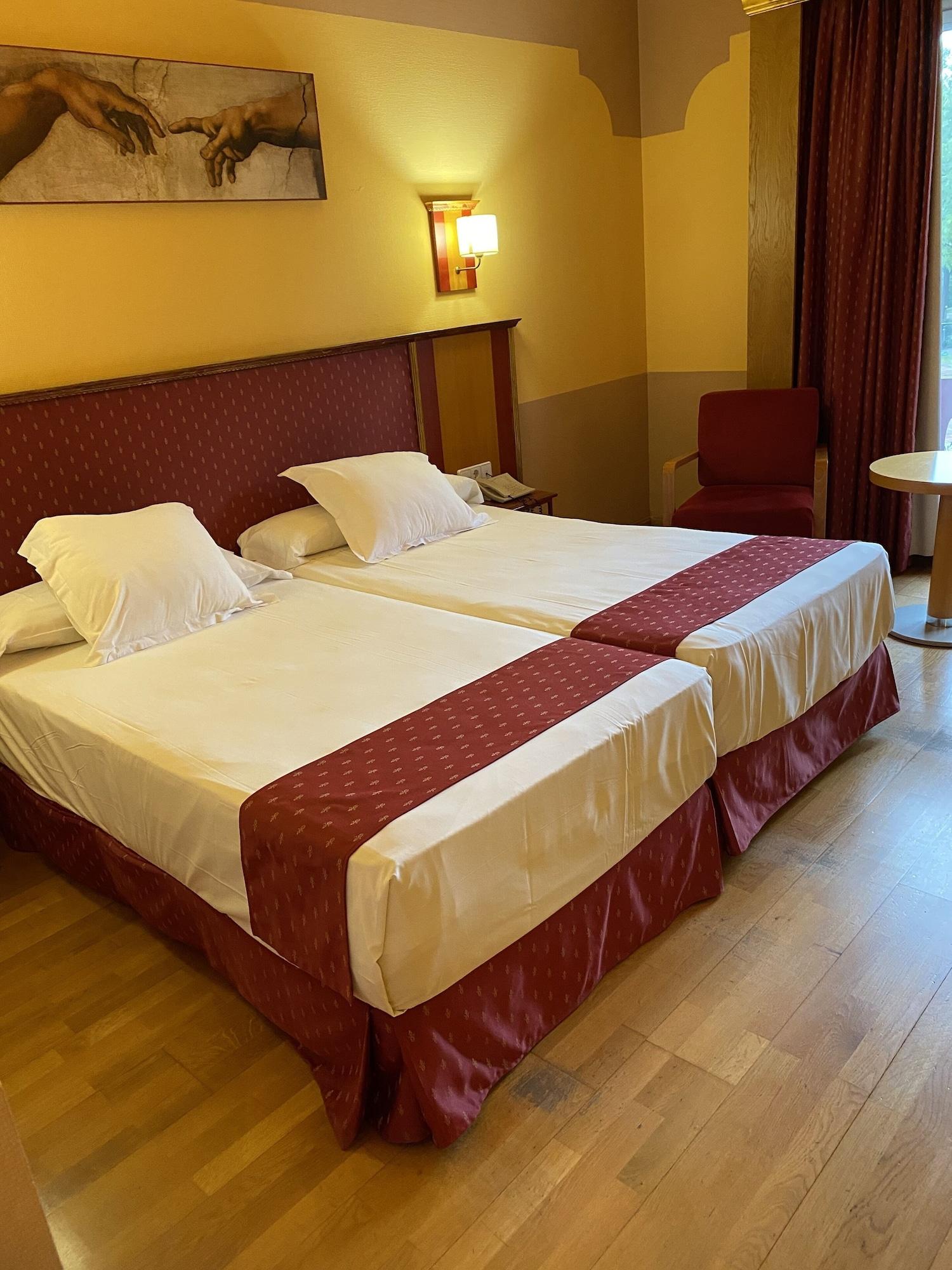 Hotel Fuente Las Piedras Кабра Экстерьер фото